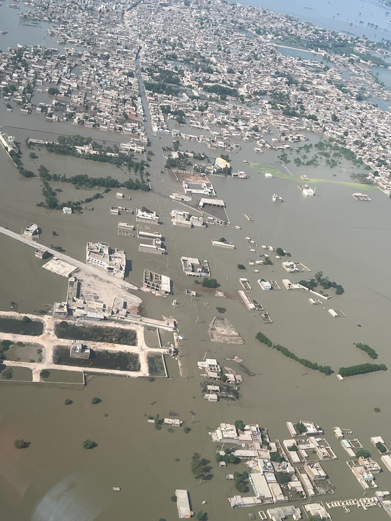 Aerial-view-of-Floods-in-Pakistan-2022-3.jpg